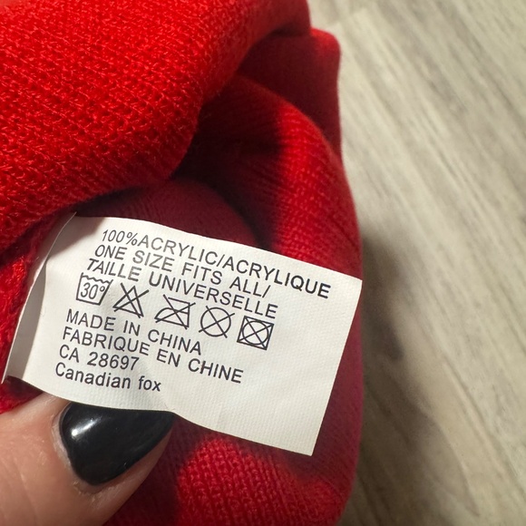 Winter Toque with Pom Pom - Picture 5 of 5